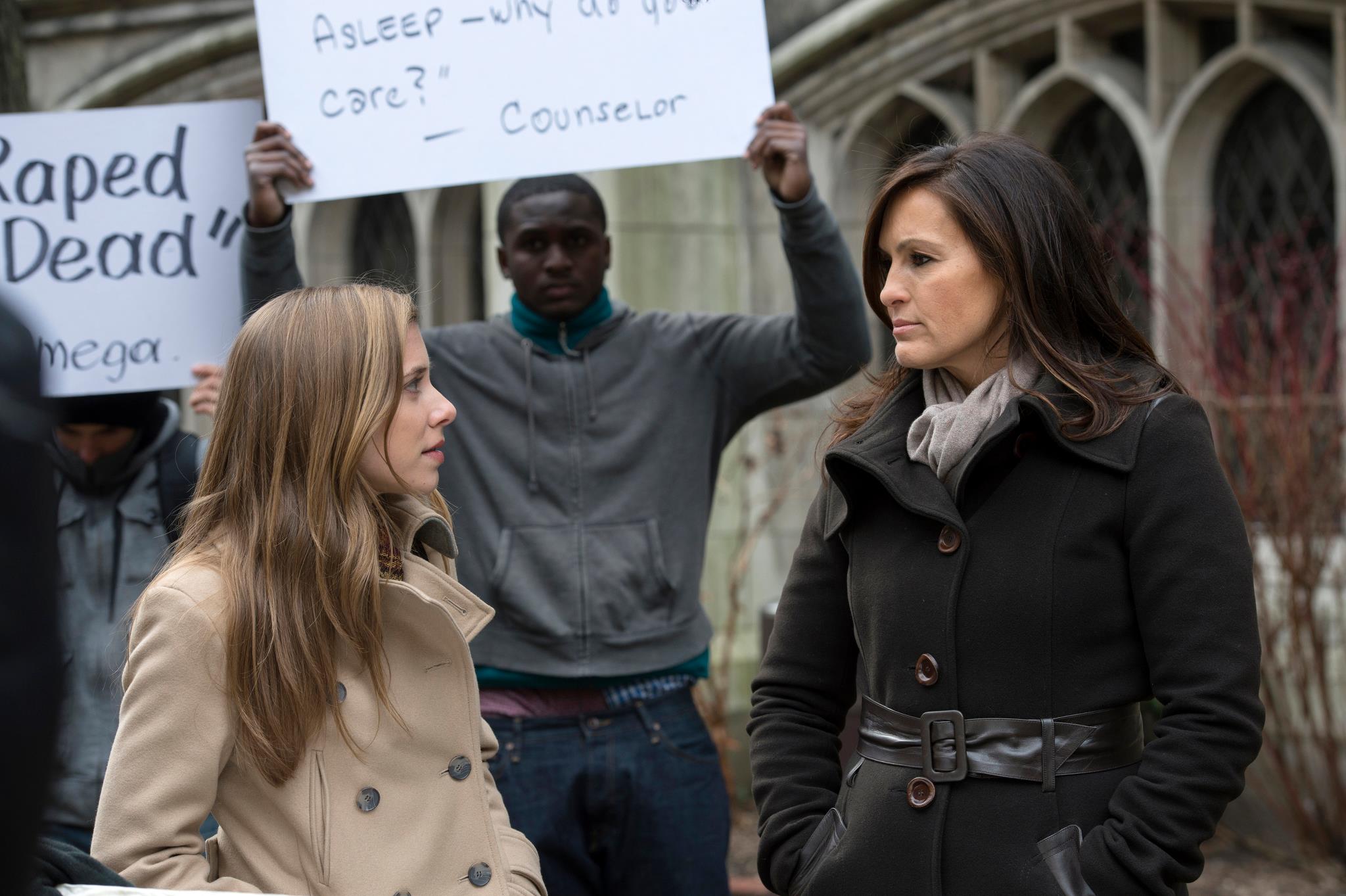 Law & Order SVU preview clip “Girl Dishonored” Tonight on NBC