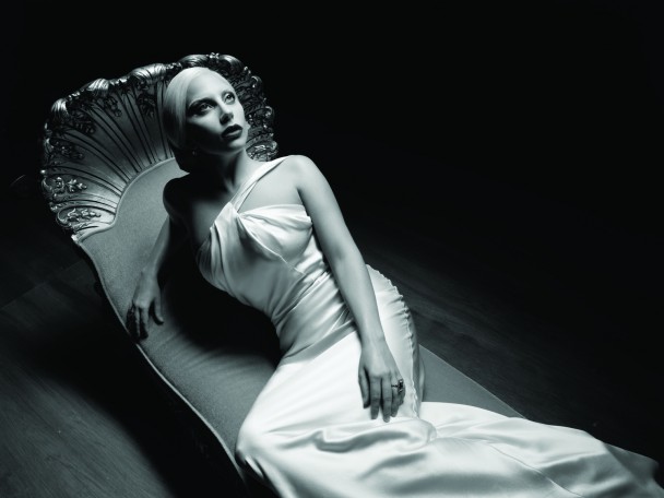 AMERICAN HORROR STORY: HOTEL -- Pictured: Lady Gaga as The Countess. CR: Frank Ockenfels/FX