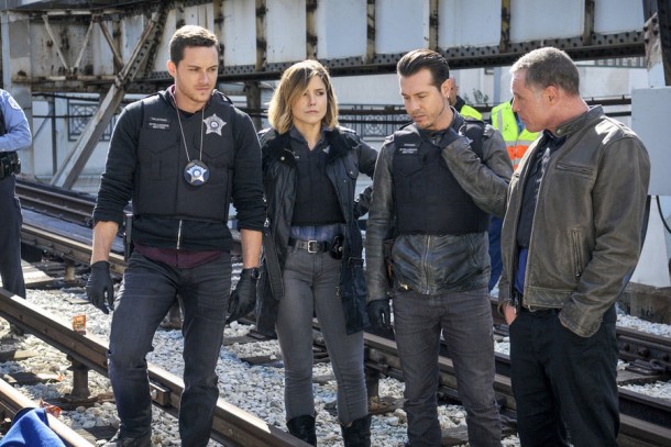 CHICAGO P.D. --  "A Dead Kid, A Notebook, and a Lot of Maybes" Episode 307 -- Pictured: (l-r) Jesse Lee Soffer as Jay Halstead, Jon Seda as Antonio Dawson, Sophia Bush as Erin Lindsay, Jason Beghe as Hank Voight -- (Photo by: Matt Dinerstein/NBC)