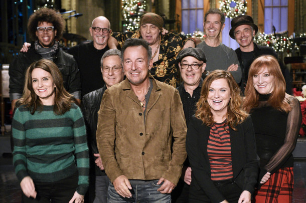 SATURDAY NIGHT LIVE -- "Tina Fey and Amy Poehler" Episode 1692 -- Pictured: (l-r) Tina Fey, Bruce Springsteen, and Amy Poehler on December 17, 2015 -- (Photo by: Dana Edelson/NBC)